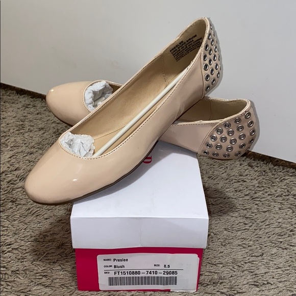 JustFab Shoes - Ballet Flats with Grommet Heel Embellishments